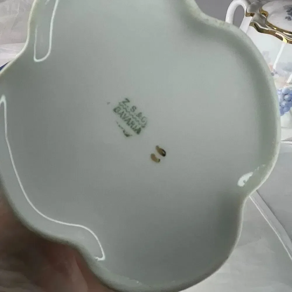 VTG Z.S.& Co Bavaria porcelain creamer and lidded sugar bowl set.